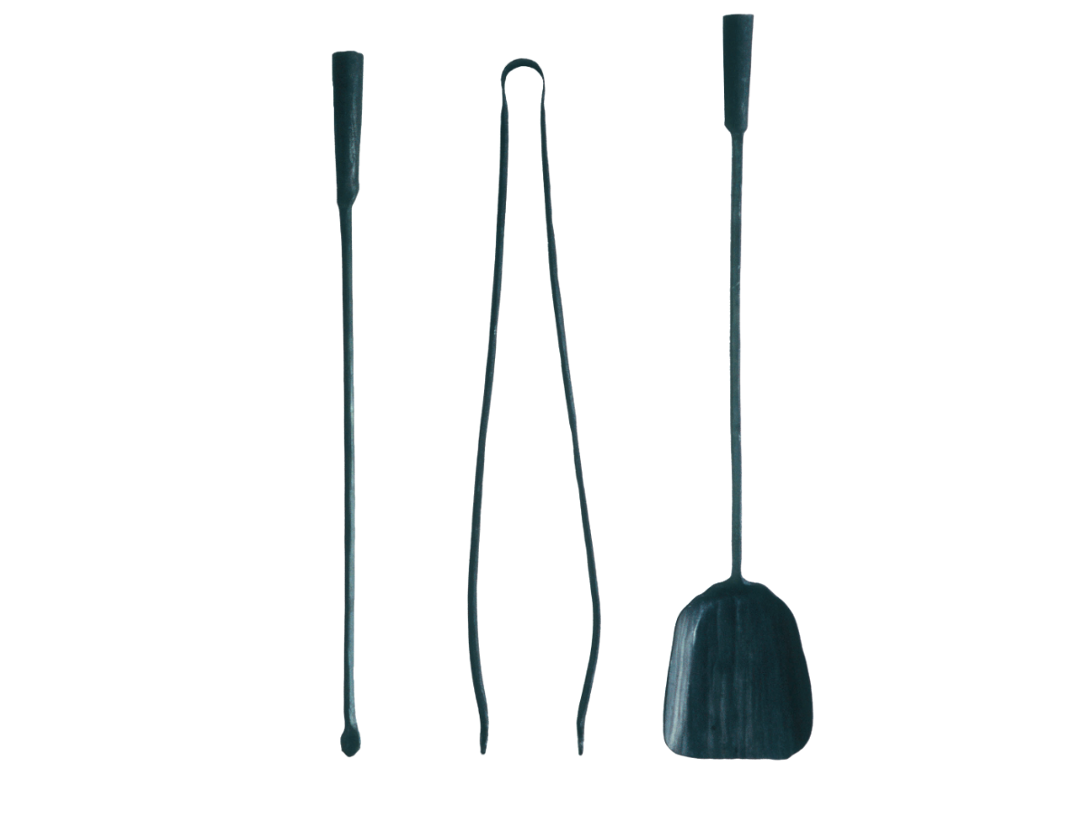A FERRO E FUOCO . Fireplace tools with wall bracket