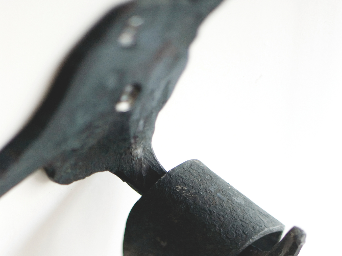 A FERRO E FUOCO . Fireplace tools with wall bracket