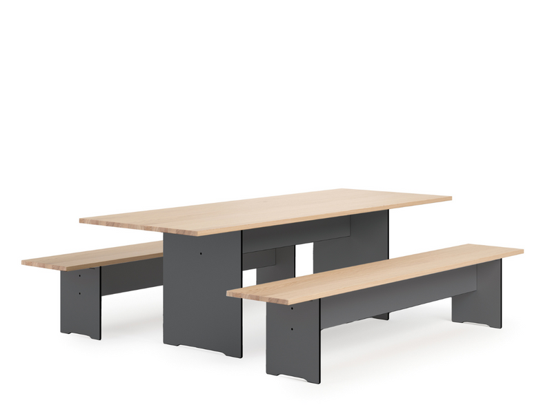 RIVA . Vario . Tisch . Indoor