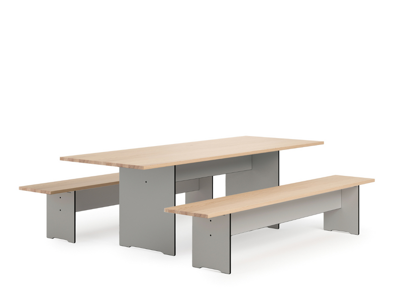 RIVA . Vario . Tisch . Indoor