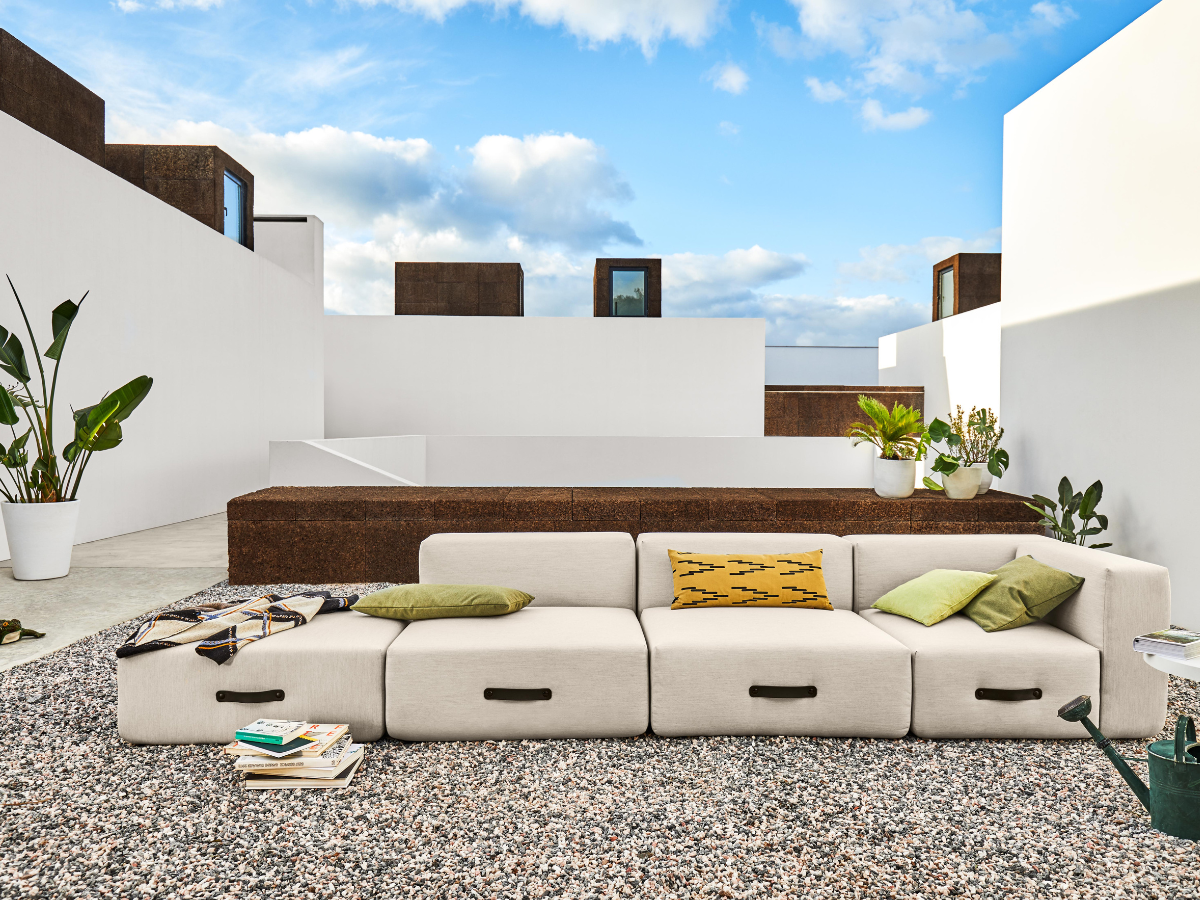 MIAMI . Lounger