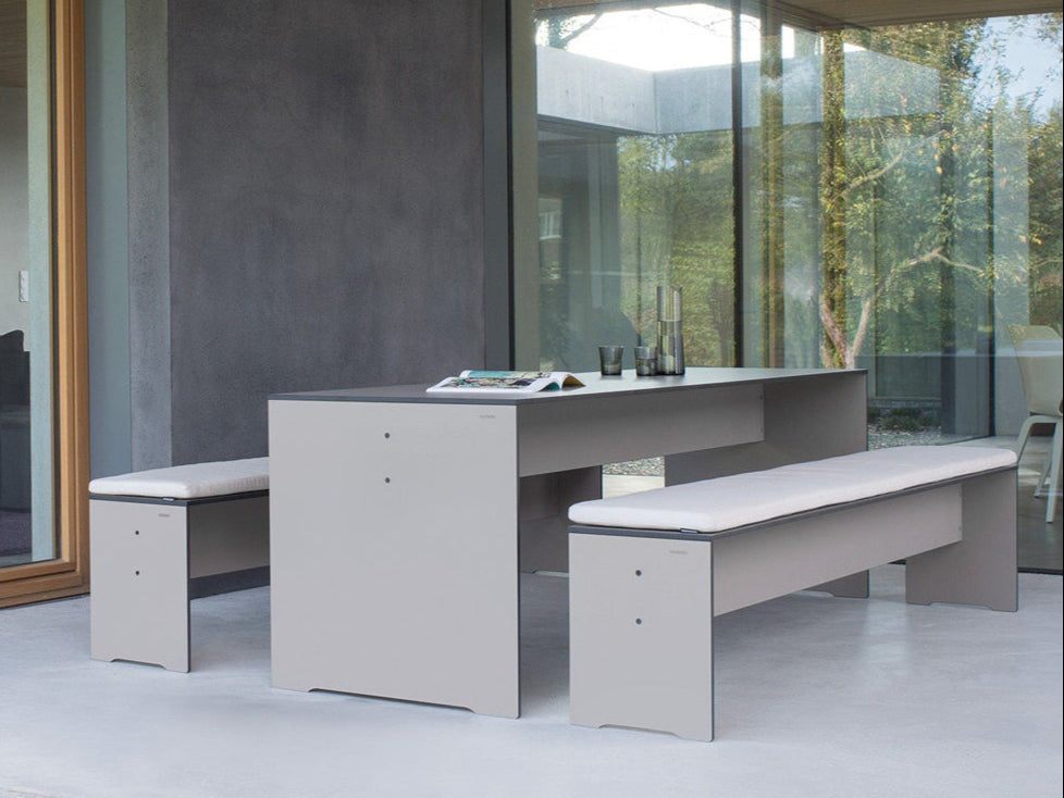 RIVA . Bank